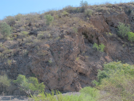 arroyo cliff